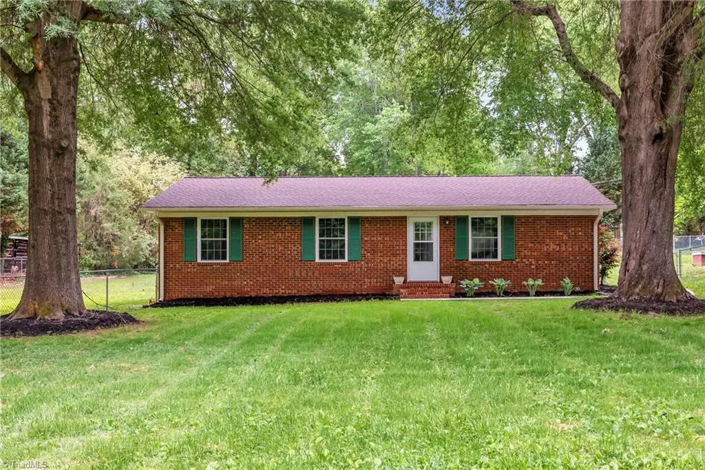 810 Pinoak Road, Greensboro, NC 27455 - #1