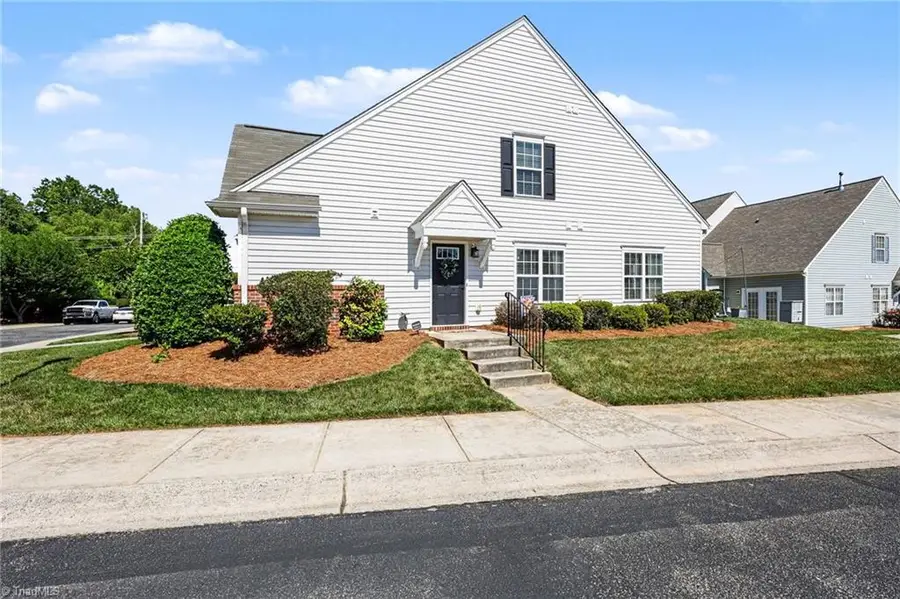 110 Goldfinch Avenue, Greensboro, NC 27409 - #2