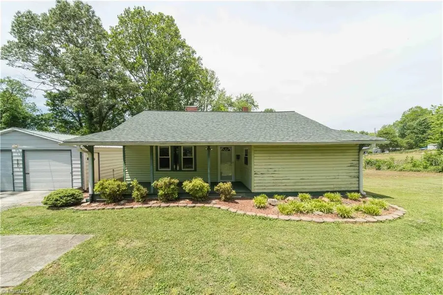115 E Main Street, Jonesville, NC 28642 - #2