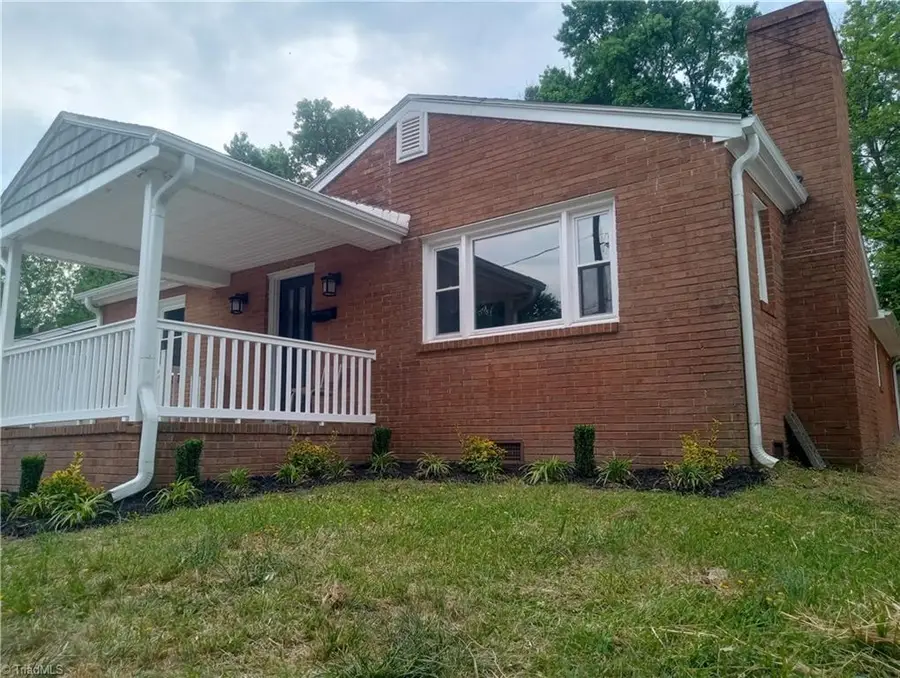 1008 E Side Drive, Greensboro, NC 27406 - #2