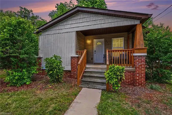 921 Pichard Street, Greensboro, NC 27401