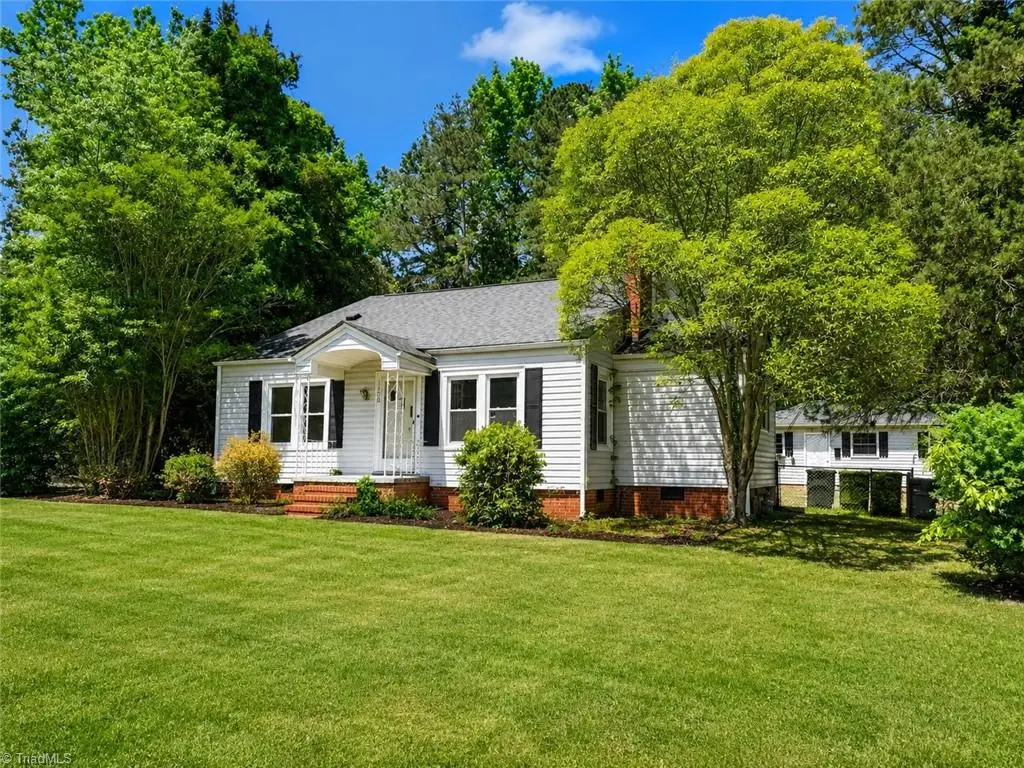 1208 W Vandalia Road, Greensboro, NC 27406 - #1