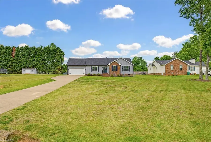 331 Tanglebrook Trail, Eden, NC 27288 - #2