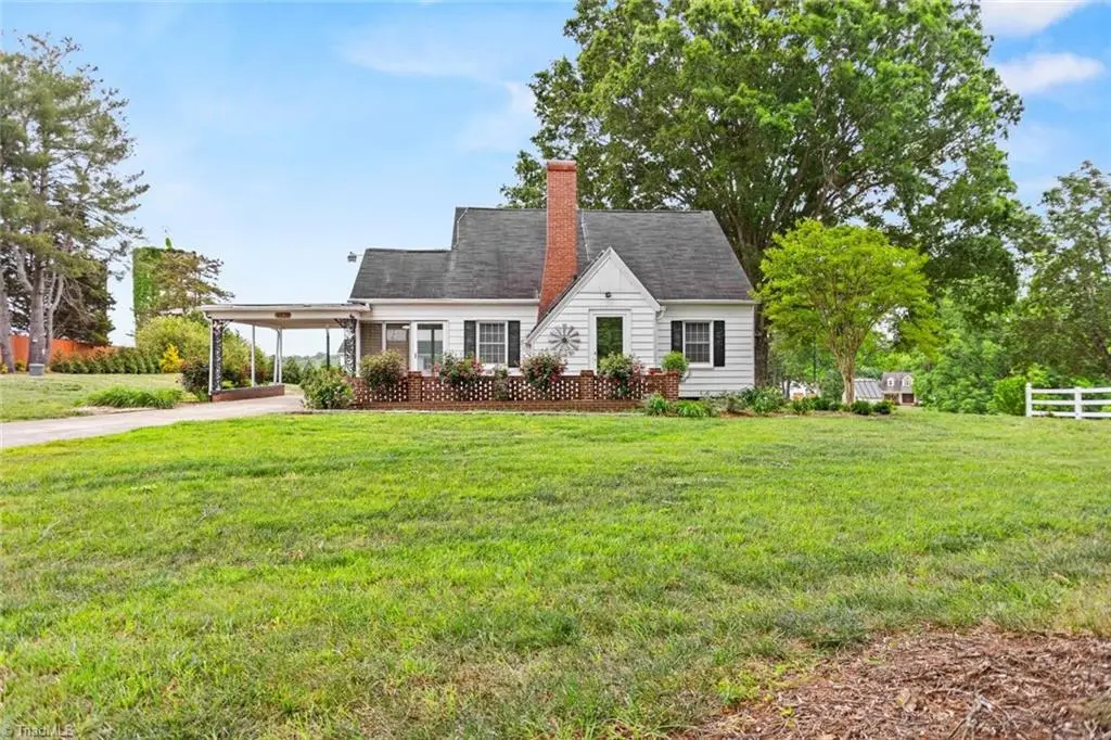 4020 Rockford Road, Boonville, NC 27011 - #1