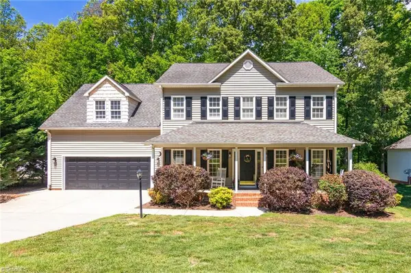 6988 Bethesda Court, Summerfield, NC 27358