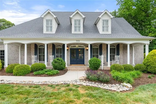 7572 Haw Meadows Drive, Kernersville, NC 27284