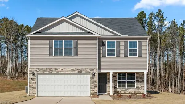 120 Sugar Pine Street, Thomasville, NC 27360