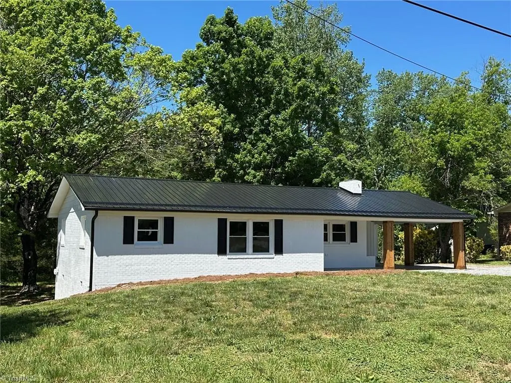 162 Green Valley Street, North Wilkesboro, NC 28659 - #1