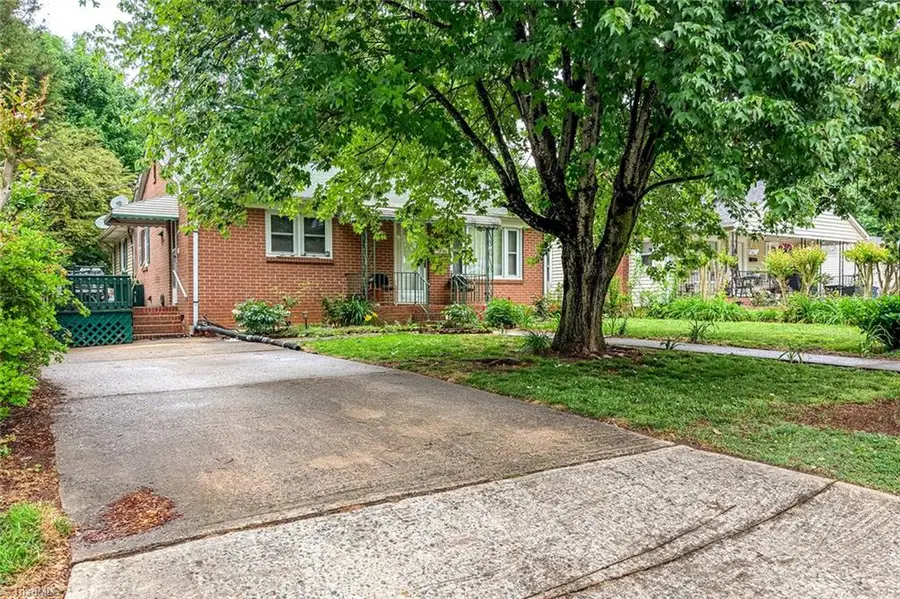 1007 E Brookline Street, Winston Salem, NC 27107 - #2
