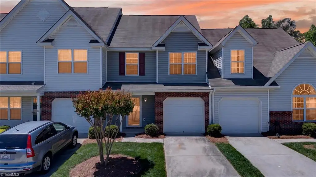 208 Blue Robin Way, Greensboro, NC 27409 - #1
