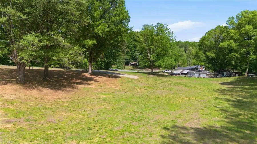 7142 Bonanza Drive, Kernersville, NC 27284 - #3