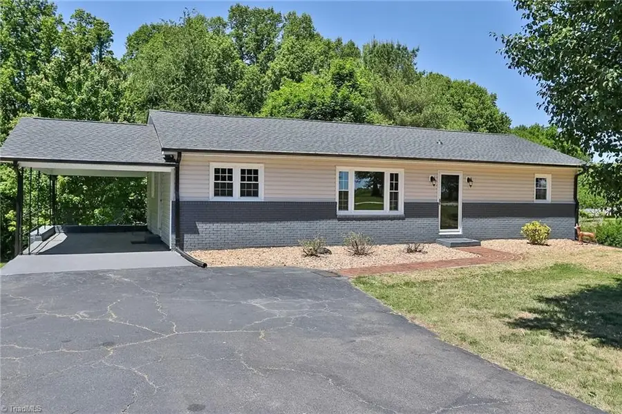 1279 N Hoots Road, Edwards, NC 28679 - #2