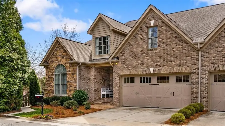 6 Blakeney Place, Greensboro, NC 27408 - #2