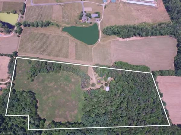 1152 Redbud Lane, Hamptonville, NC 27020