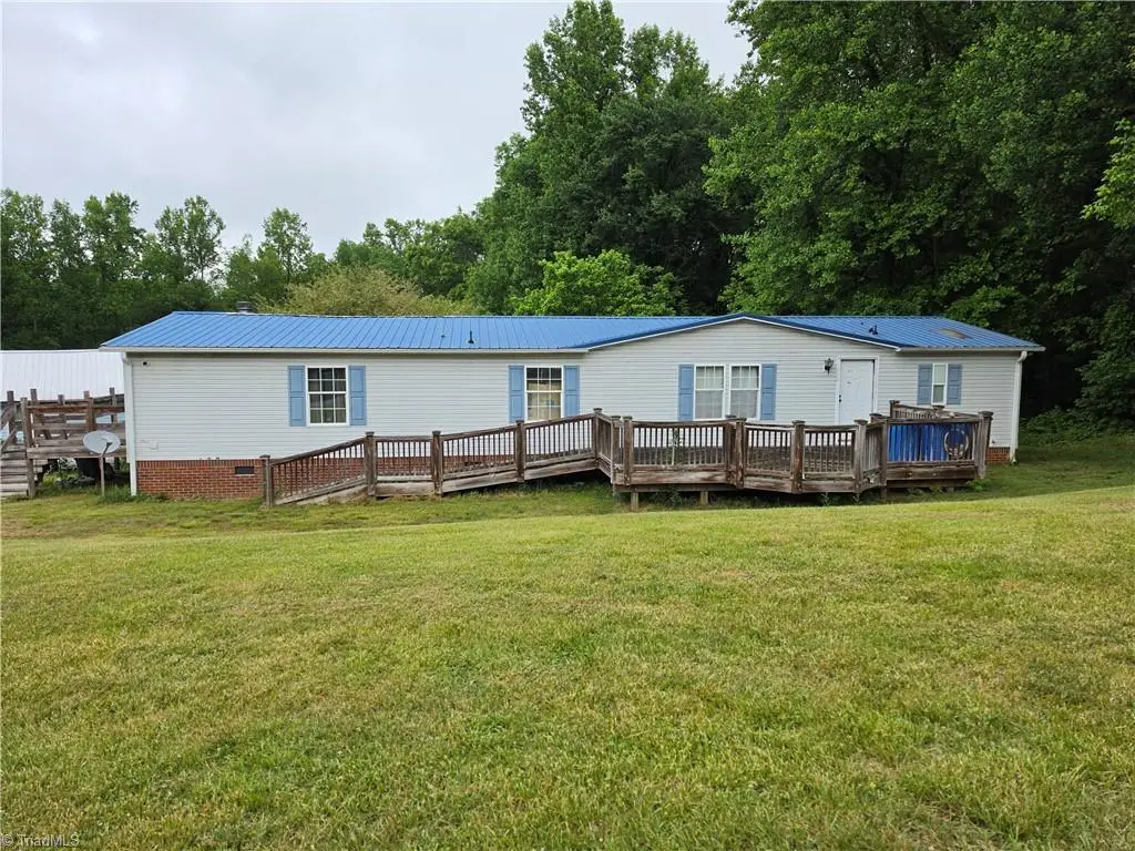 108 Carr Street, Jonesville, NC 28642 - #1