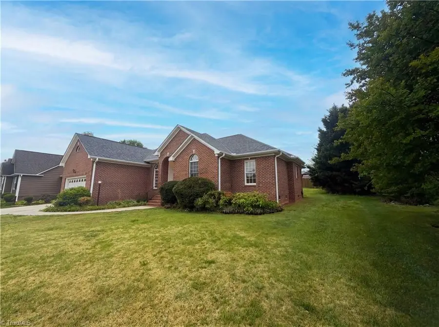 518 Wildwood Lane, Graham, NC 27253 - #3