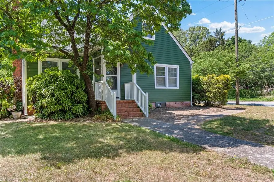 1518 W Academy Street, Winston Salem, NC 27103 - #2