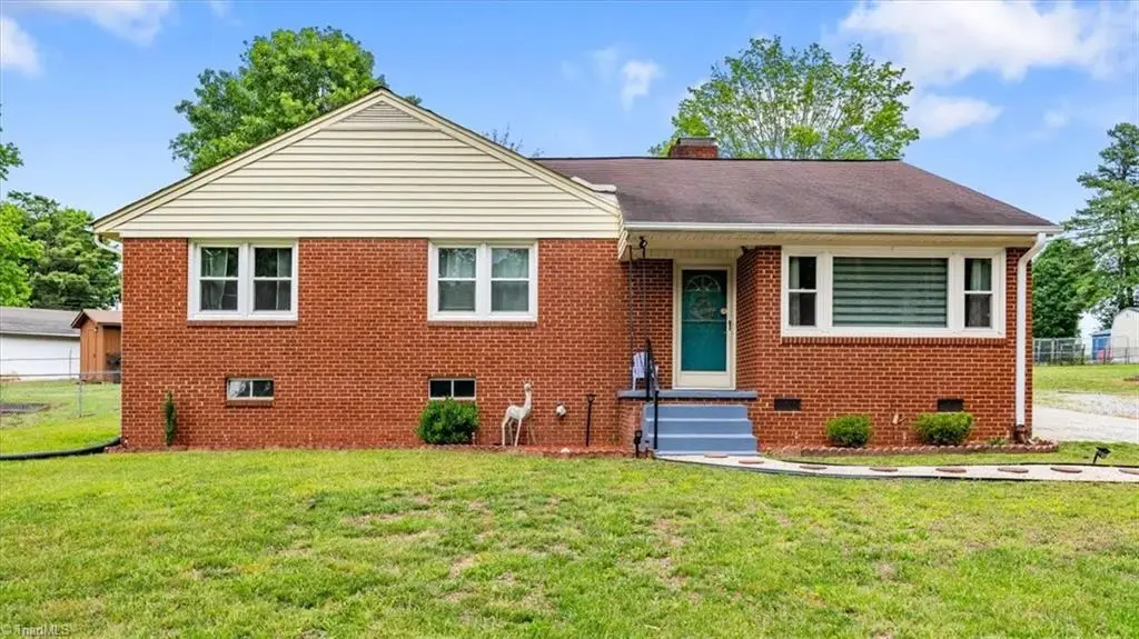 206 Forestrose Drive, Lexington, NC 27295 - #1