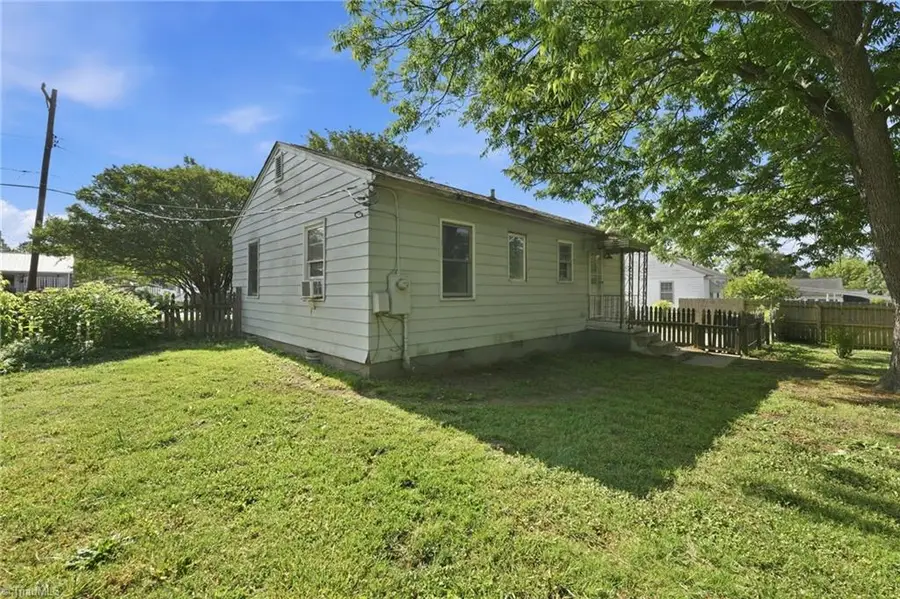 606 Walker Avenue, Graham, NC 27253 - #2