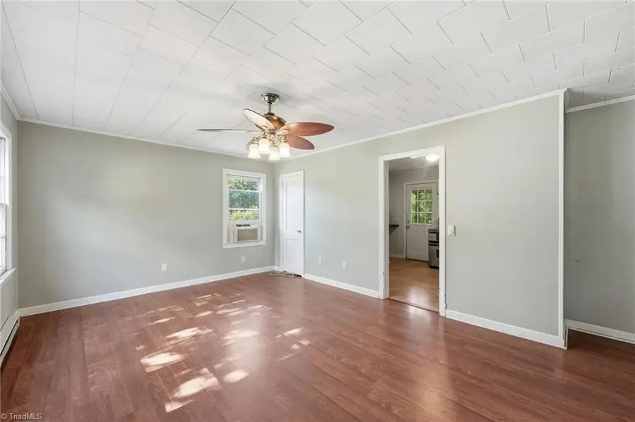 606 Walker Avenue, Graham, NC 27253 - #3