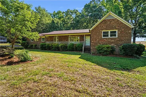 7101 Buxenbury Drive, High Point, NC 27263