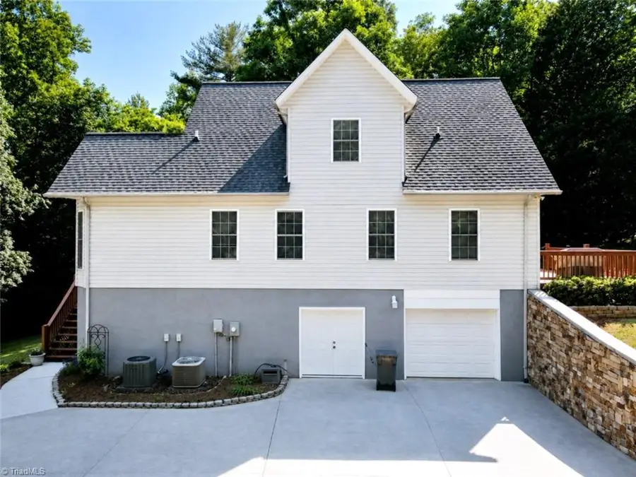 2472 Hamby Mountain Road, Wilkesboro, NC 28697 - #2