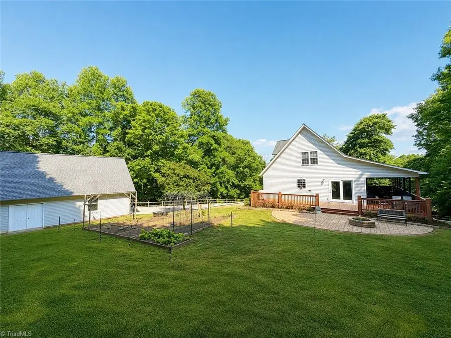 2472 Hamby Mountain Road, Wilkesboro, NC 28697 - #3