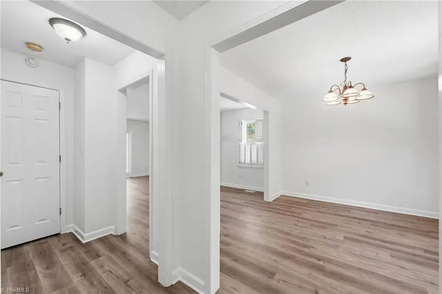 1121 Sherwood Drive #10, Burlington, NC 27215 - #3