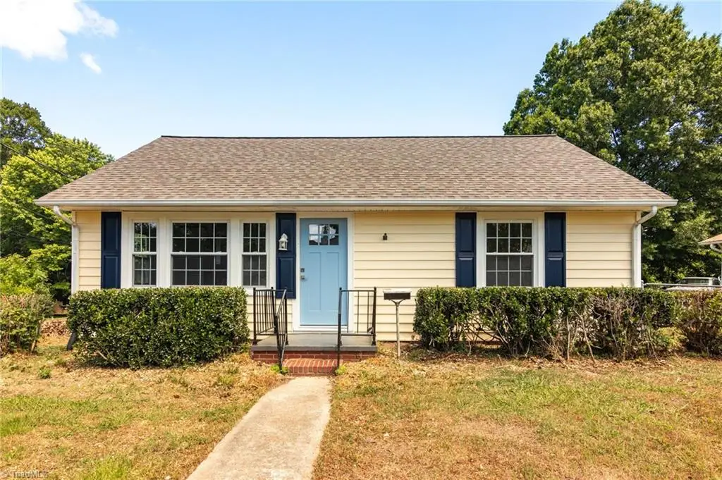 214 Moon Street, Thomasville, NC 27360 - #1