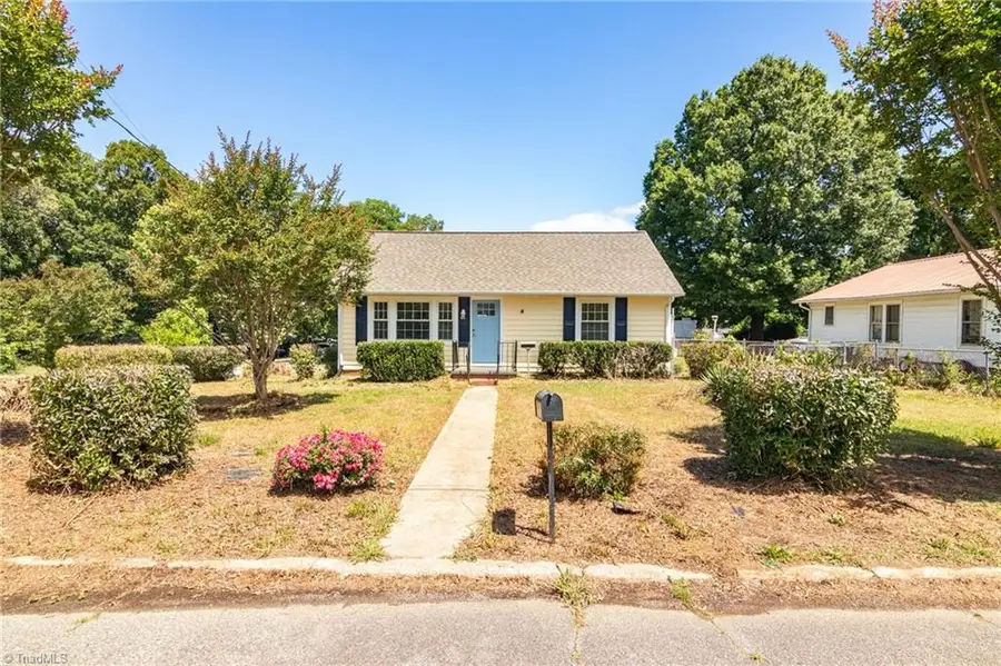 214 Moon Street, Thomasville, NC 27360 - #2