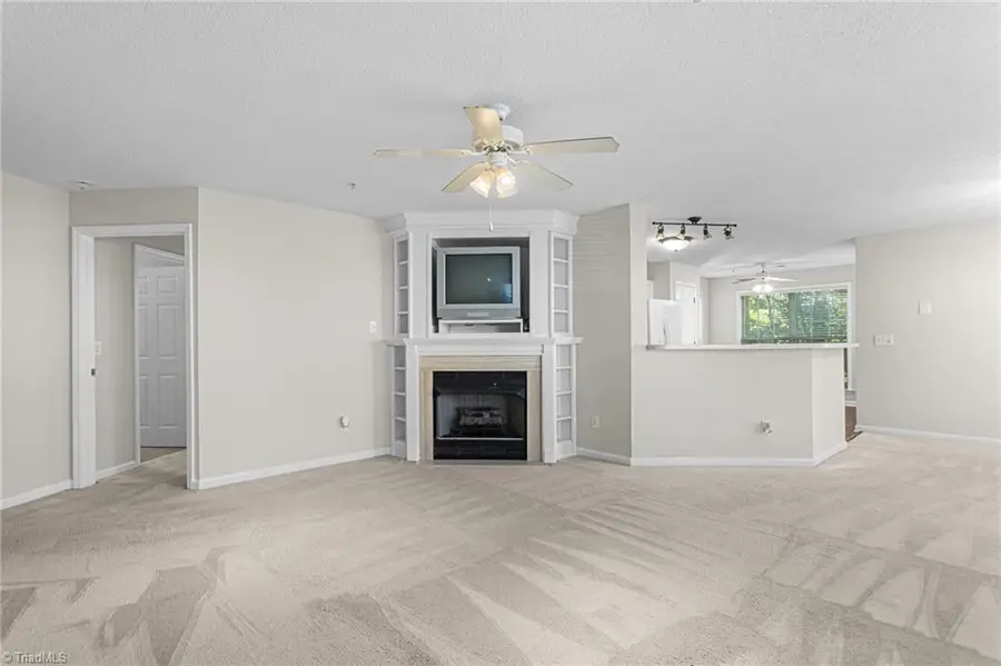 2219 Delaney Drive #214, Burlington, NC 27215 - #3