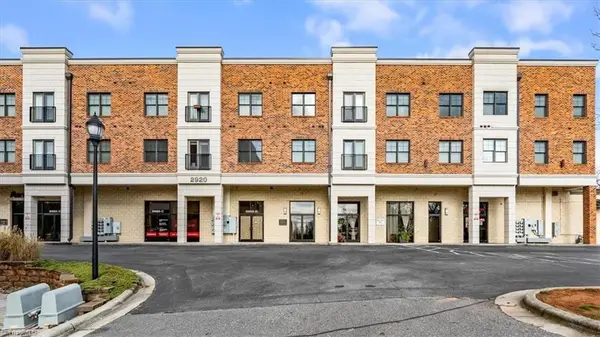 2920 Martinsville Road #301, Greensboro, NC 27408