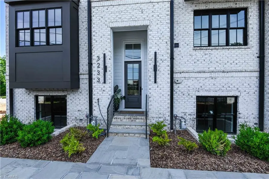 3233 W Friendly Avenue, Greensboro, NC 27408 - #3