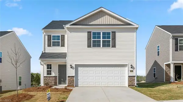 203 Beechwood Circle, Thomasville, NC 27360