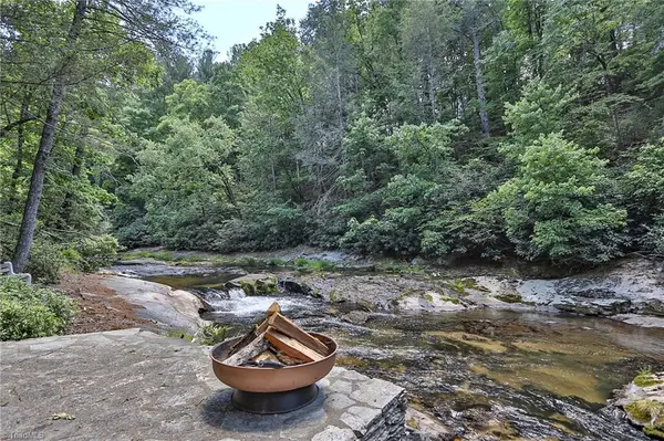 408 Stone River Drive, Traphill, NC 28685