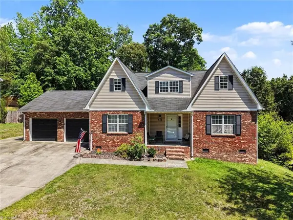 318 Daniel Paul Drive, Archdale, NC 27263