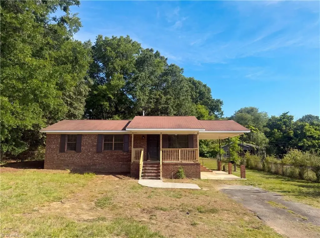 909 Short Street, Burlington, NC 27217 - #1