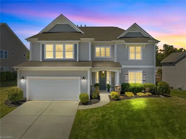 806 Blue Moon Court, Greensboro, NC 27455