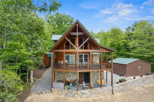 156 Fishers Peak View, Ennice, NC 28623