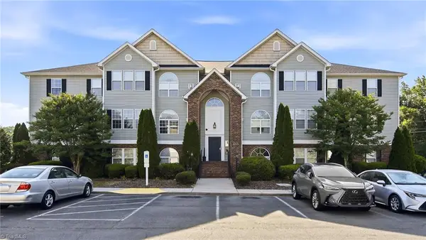 3771 Holmes Creek Place #201, Winston-Salem, NC 27127