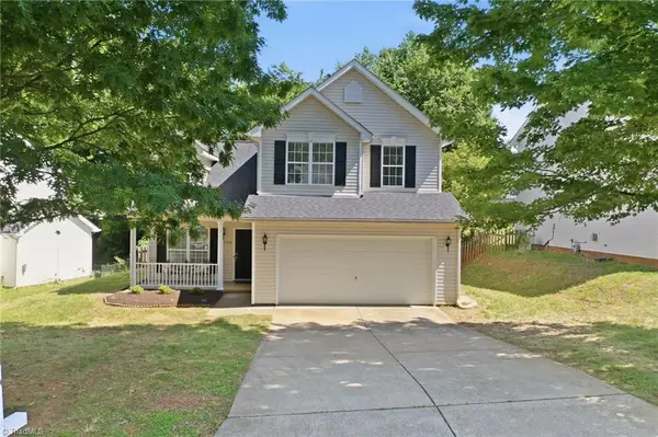 1120 Briarwood Drive, Mebane, NC 27302