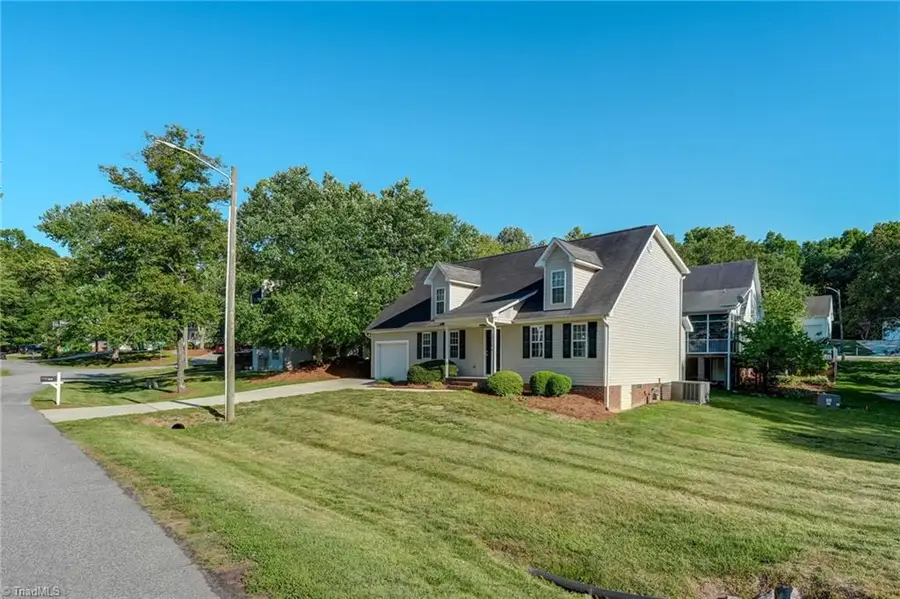 1608 Bridgeport Terrace, High Point, NC 27265 - #3