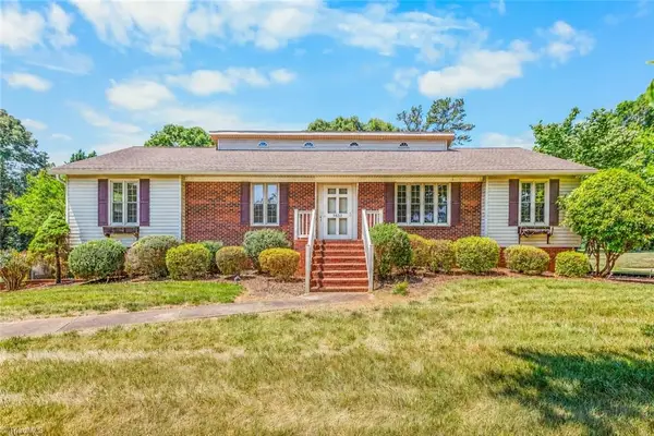 3632 Tanglebrook Trail, Clemmons, NC 27012