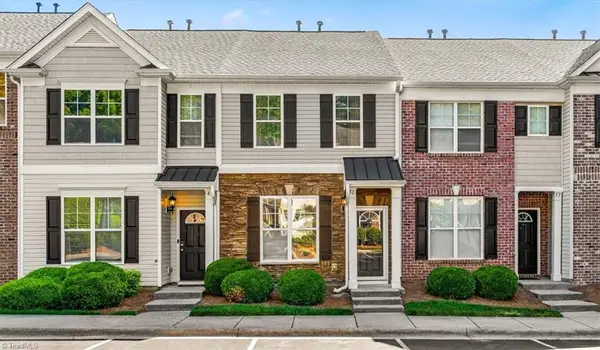 51 Ledgerstone Lane, Greensboro, NC 27407
