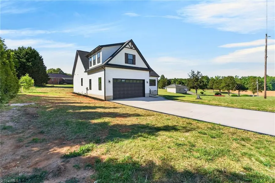2361 Chaucer Lane, Winston Salem, NC 27107 - #3