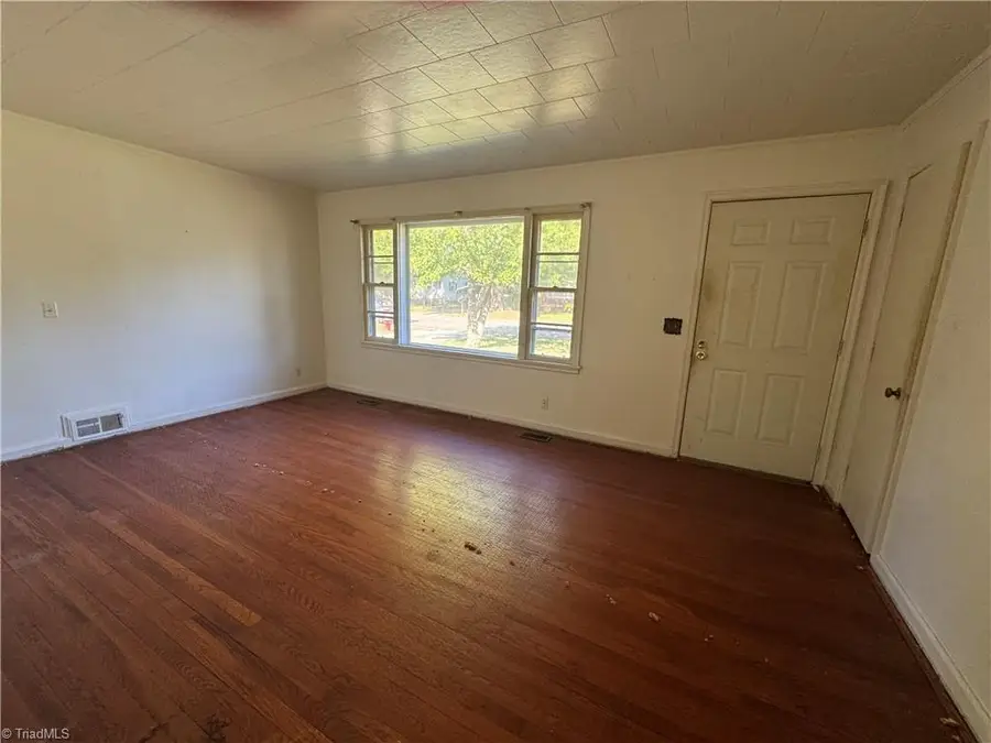519 Mendel Terrace, Graham, NC 27253 - #2