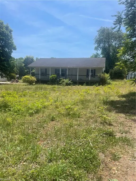 199 Greenhaven Drive, Lexington, NC 27292