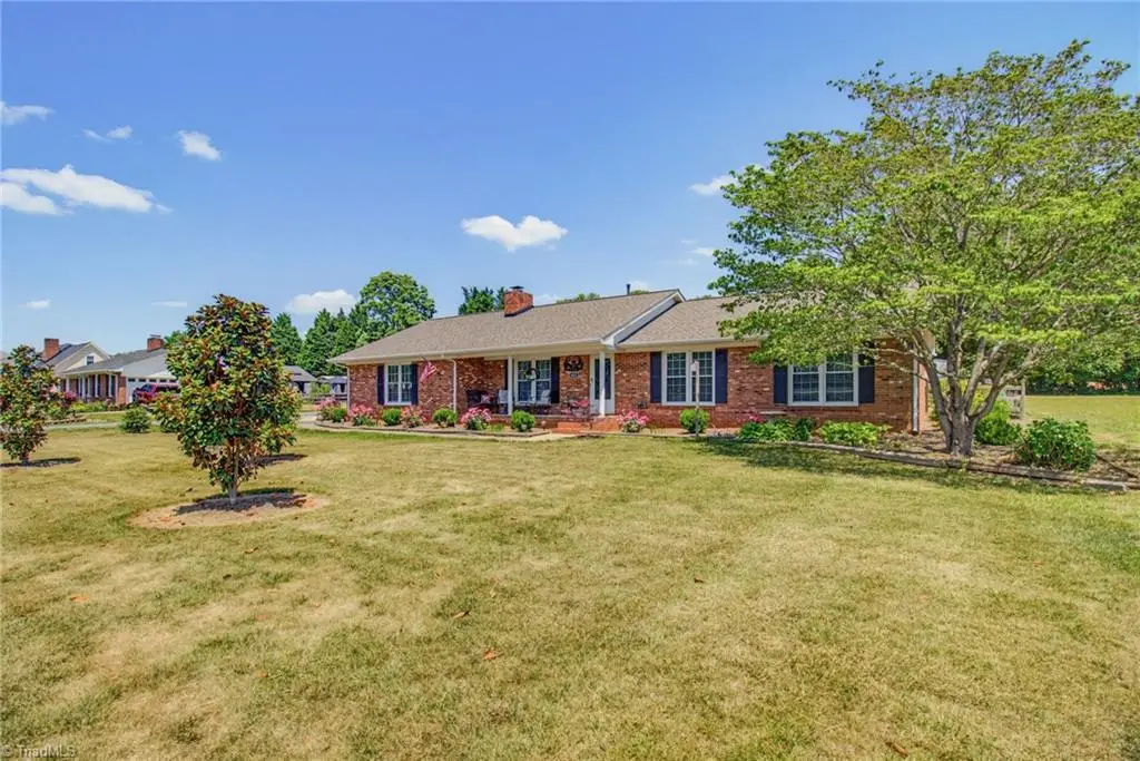 633 Nottinghill Drive, Winston Salem, NC 27107 - #1