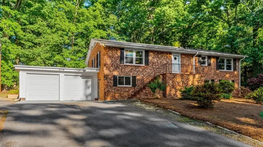 509 Valleybrook Drive, Jamestown, NC 27282 - #2