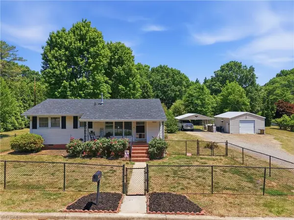 1007 Jackson Street, Mayodan, NC 27027